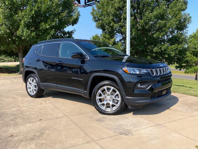 BUY JEEP COMPASS 2024 LATITUDE LUX, Daily Deal Cars