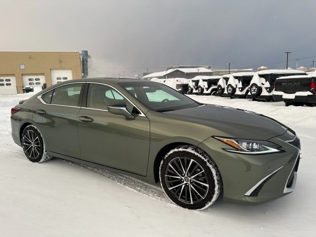 BUY LEXUS ES 2025 350, Daily Deal Cars