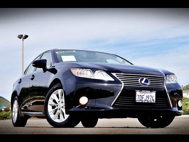 BUY LEXUS ES 2014 300H, Daily Deal Cars